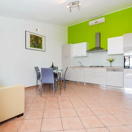 Apartment Irena *