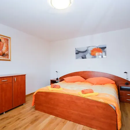 Irena Apartment